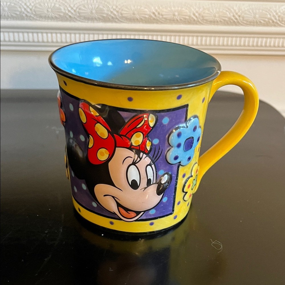 vintage Disney 3D 4” mug beautifully multicolored . small chip on rim